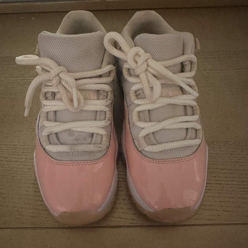 Pink jordans